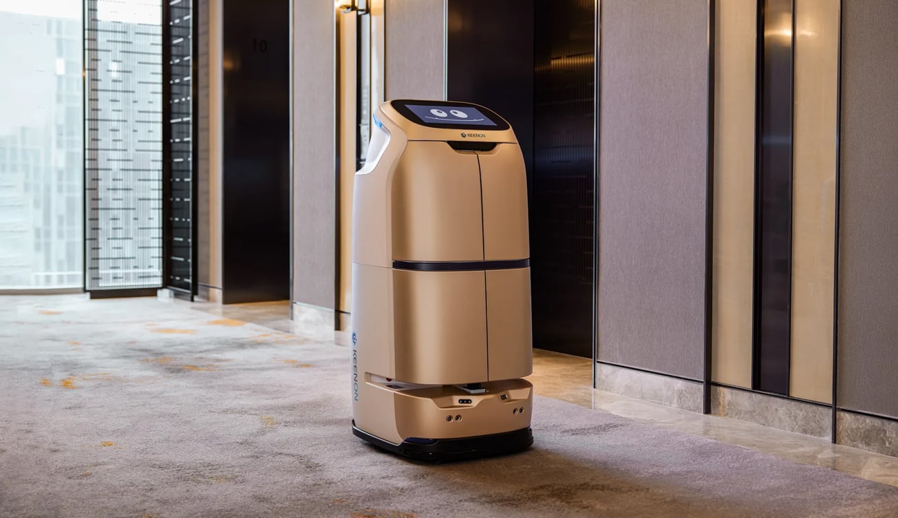 Keenon Butlerbot W3 – Serviceroboter für Hotel Room Service mit geschlossenen Fächern